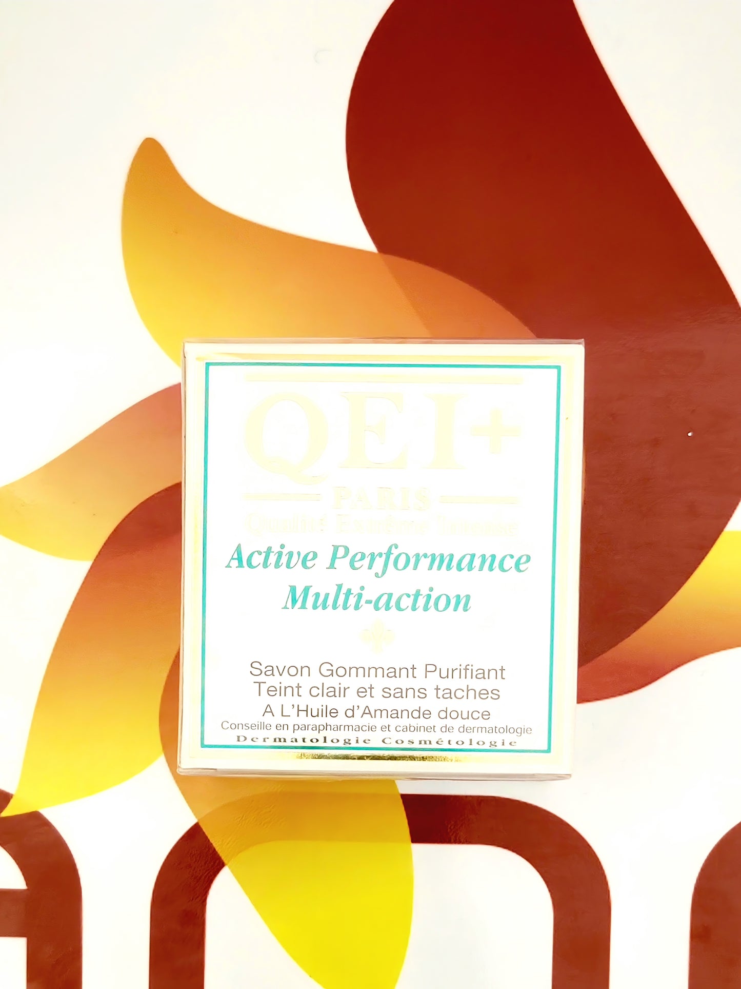 QEI+ Paris Active Performance Multi-action Exfoliating Purifying Soap 200g